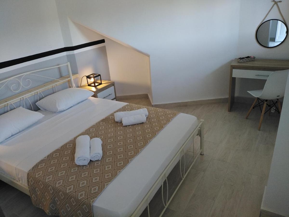 Apartment With Pool In Tzanata Kefalonia Dhimisianata Екстер'єр фото