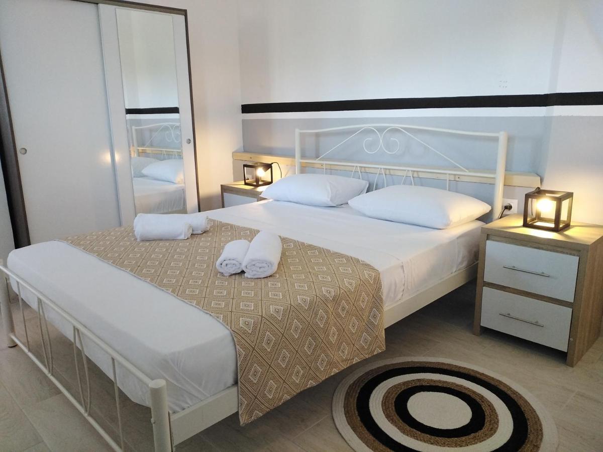 Apartment With Pool In Tzanata Kefalonia Dhimisianata Екстер'єр фото